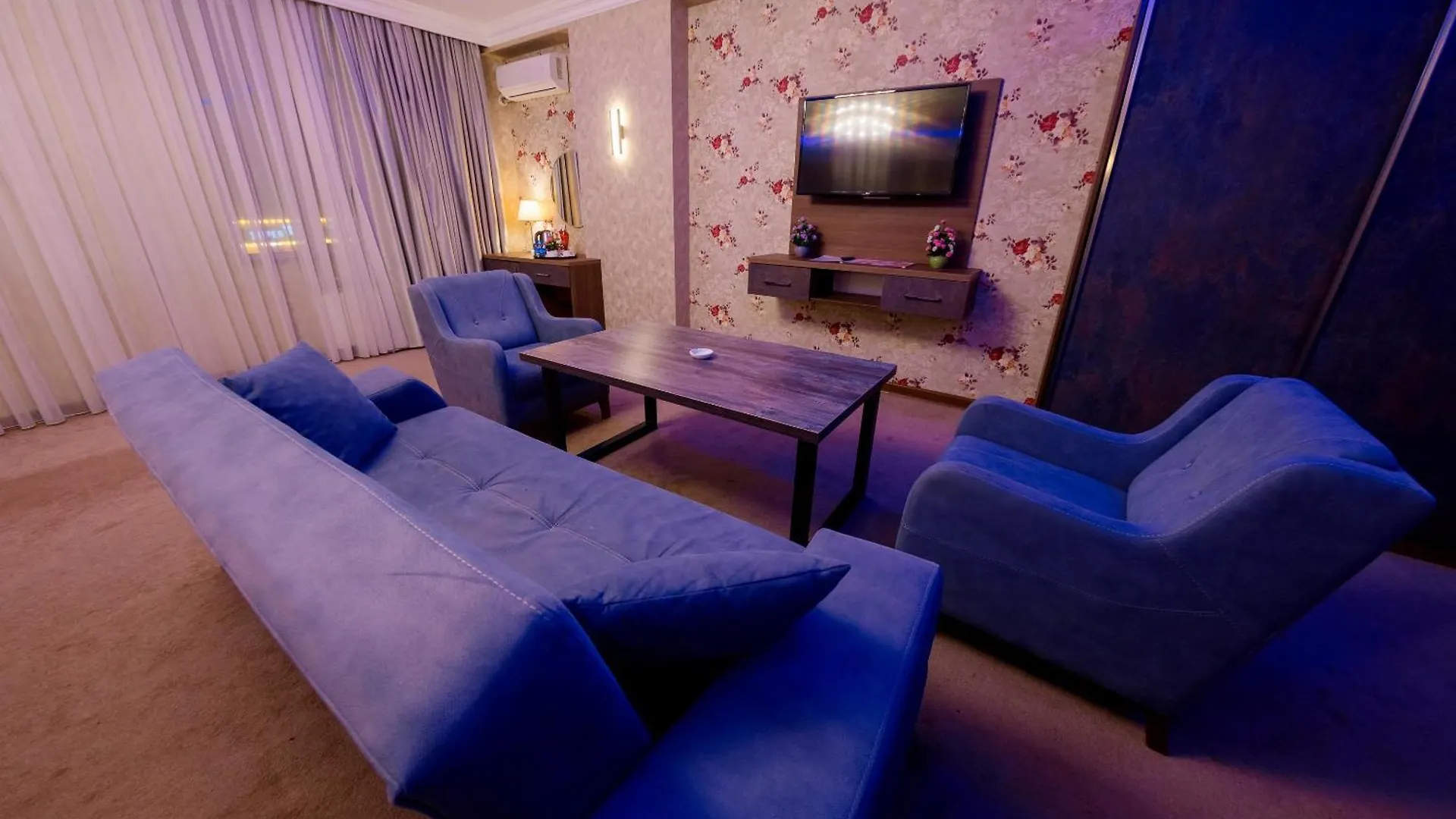 Royal Sapphire Hotel Bakü 0*,  Azerbaycan