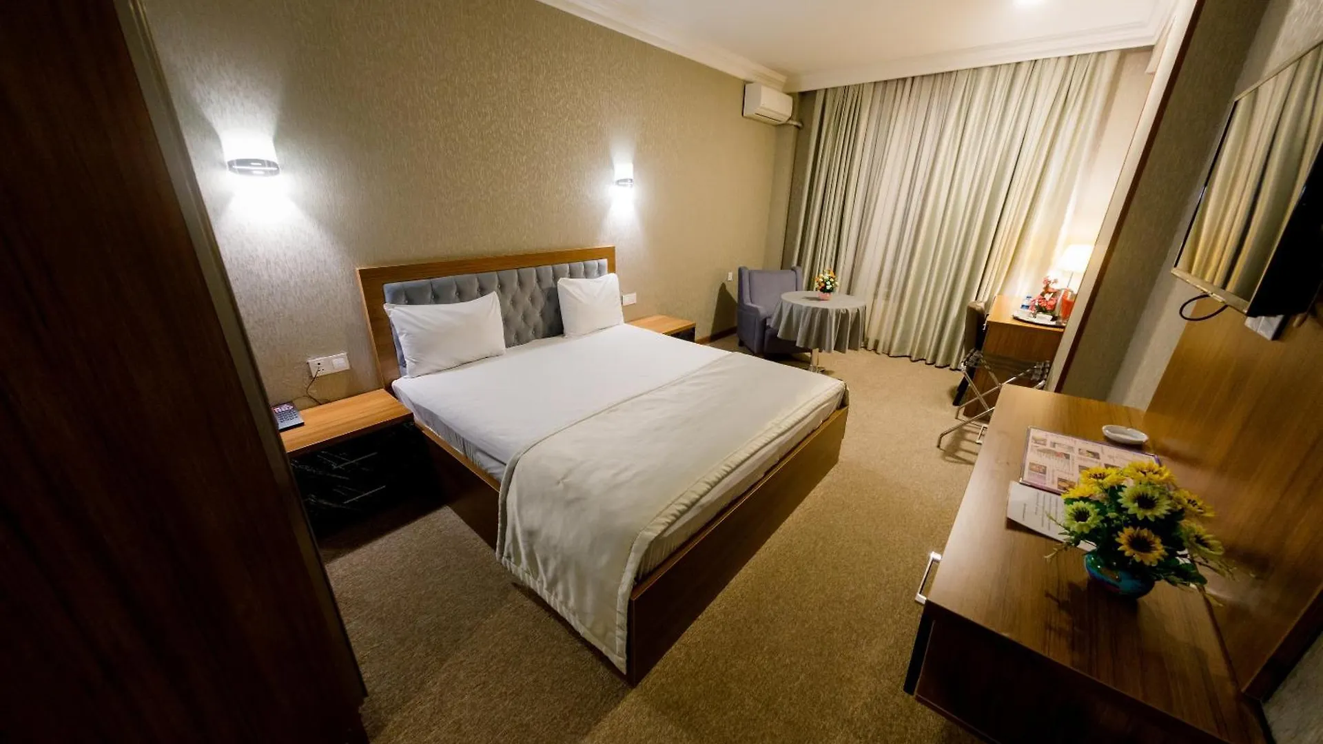 Royal Sapphire Hotel Bakü 0*,  Azerbaycan